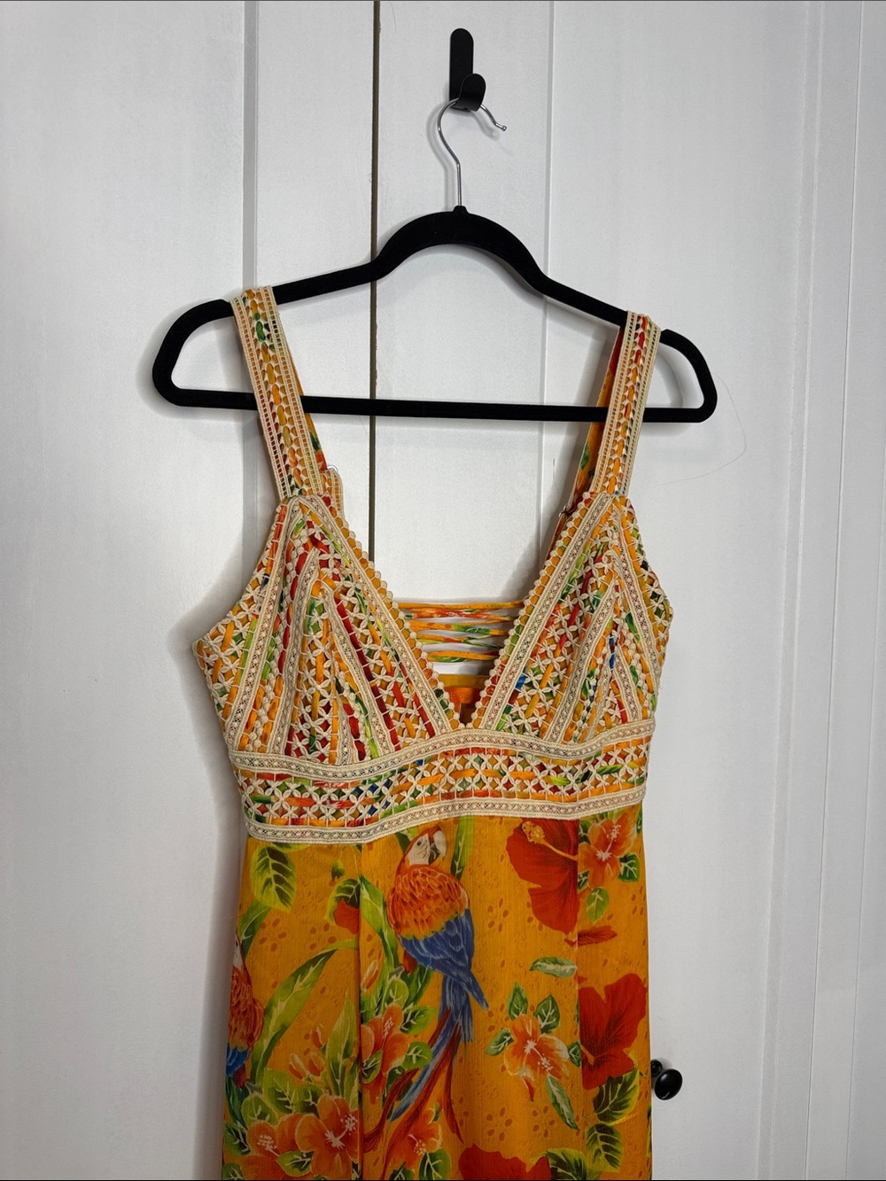 Guess Med Yellow Serena Floral Maxi Dress with Embroidered Bodice tropical print - Picture 5 of 7